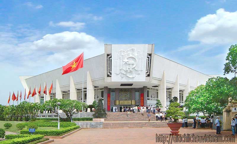  Bảo tàng Hồ Chí Minh